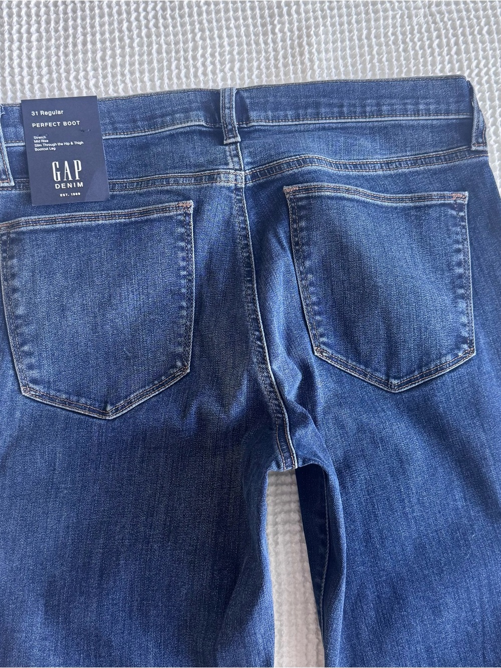NWT GAP Perfect Boot Jeans Mid Rise Stretch Denim Size 31 Regular 12/31 R - Picture 9 of 13
